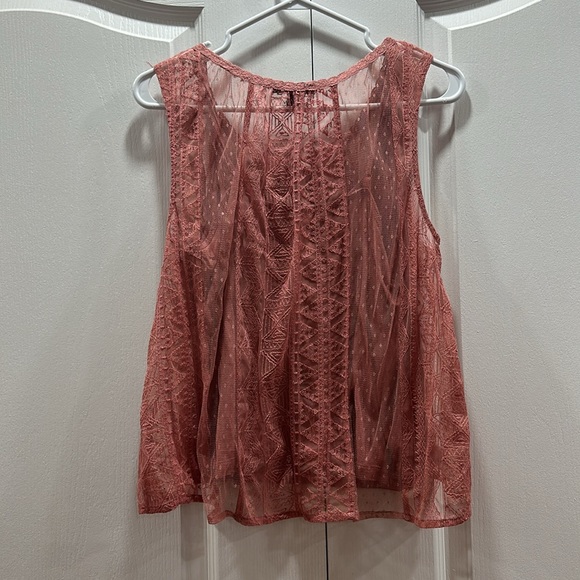 Top M - Picture 4 of 9